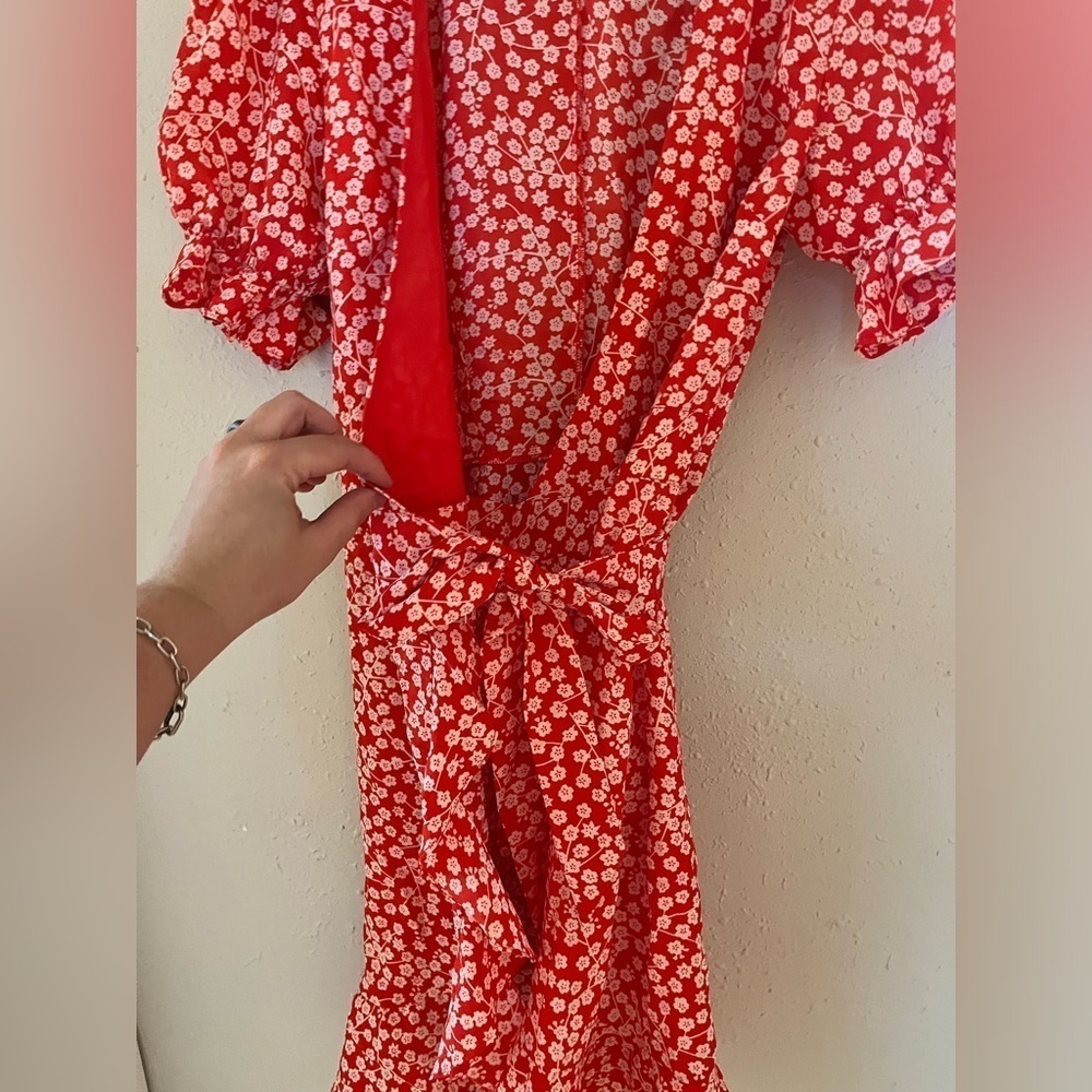 Princess Polly Poppy Moore Red Floral Wrap Mini Dress 10 - Picture 3 of 5
